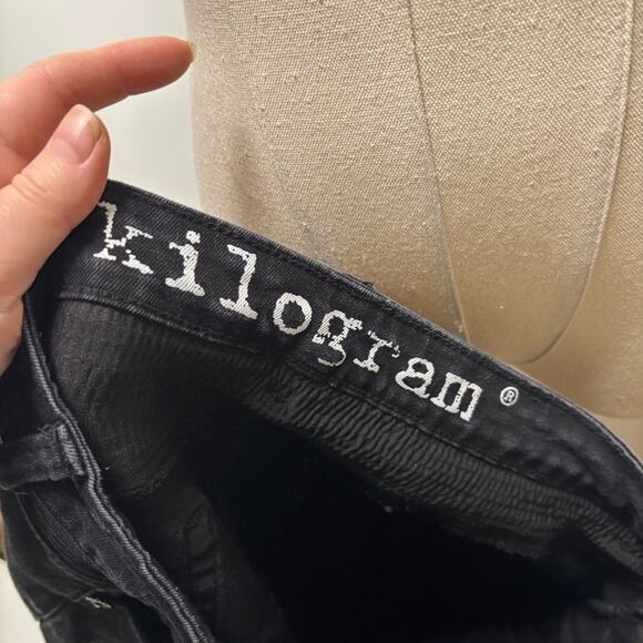 Kilogram Distressed Rough Hem Denim Jean Shorts Size 34 - Picture 3 of 5